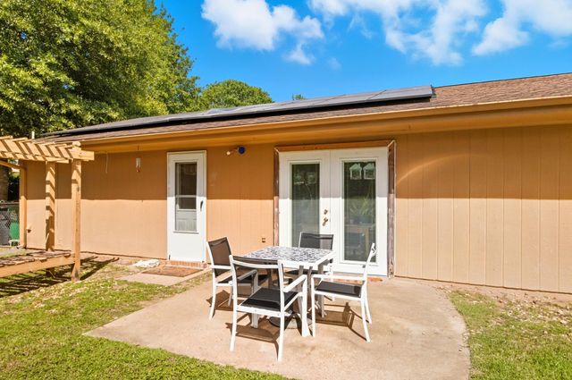 2101 Portsmouth Circle, Tallahassee, FL 32311