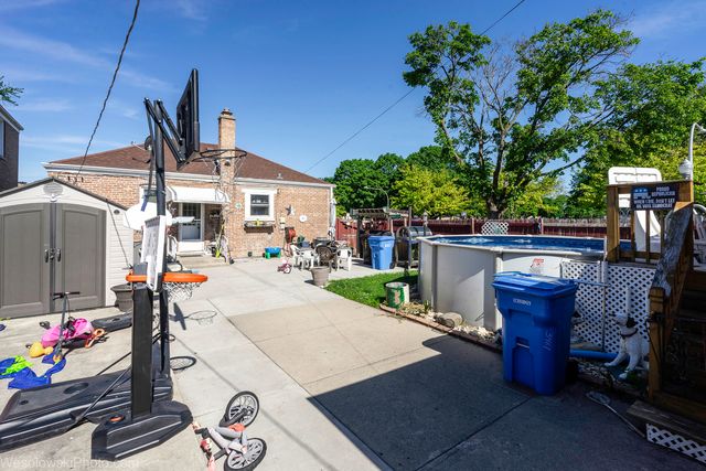 3461 N Pacific Avenue, Chicago, IL 60634