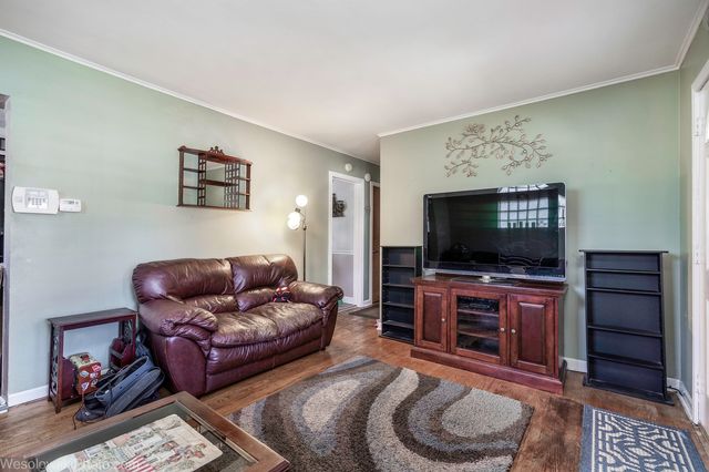 3461 N Pacific Avenue, Chicago, IL 60634