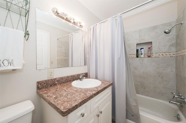 15021 County Road 272, East Bernard, TX 77435