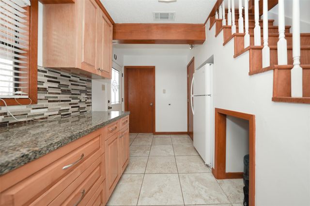 15021 County Road 272, East Bernard, TX 77435