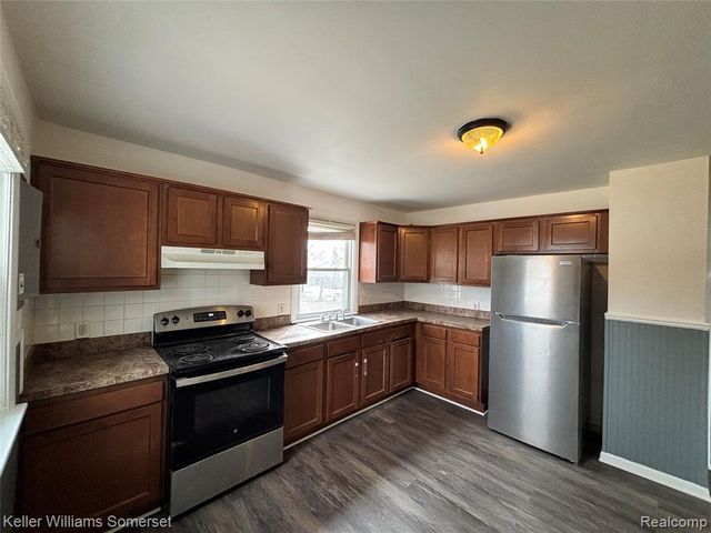 13425 Georgiana Avenue, Warren, MI 48089