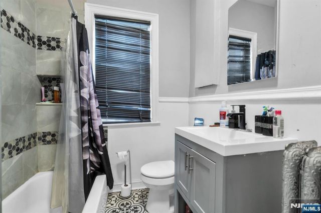 296-298 Park Street, East Orange, NJ 07017