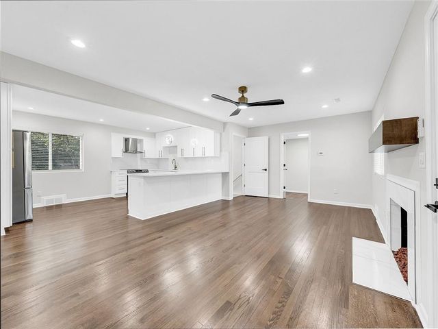 2421 NE Vivion Road, Kansas City, MO 64118