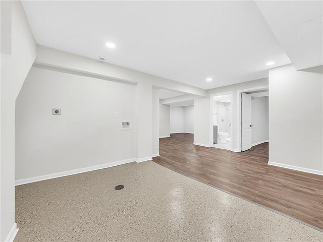 2421 NE Vivion Road, Kansas City, MO 64118