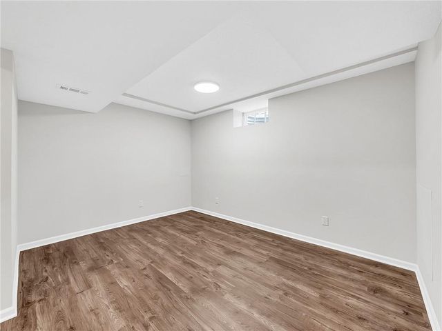 2421 NE Vivion Road, Kansas City, MO 64118