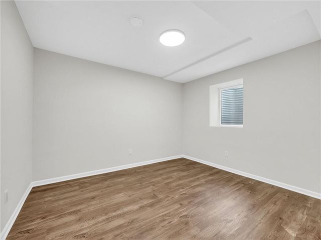 2421 NE Vivion Road, Kansas City, MO 64118