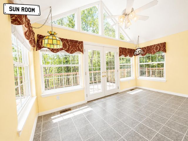 52 Crown Drive, Branson West, MO 65737