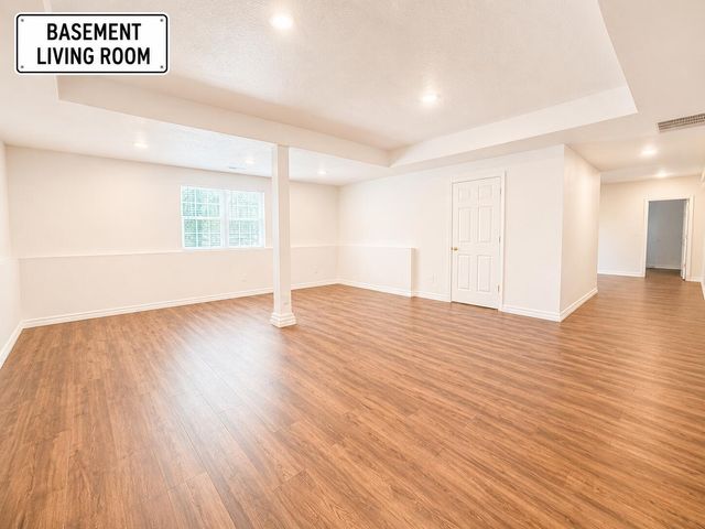 52 Crown Drive, Branson West, MO 65737