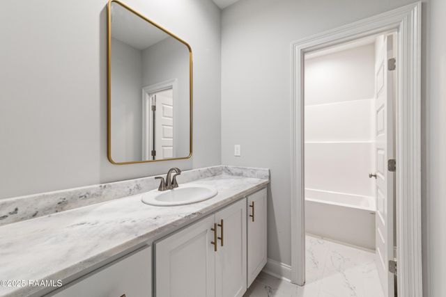 309 Gun Runner Drive, Carencro, LA 70520