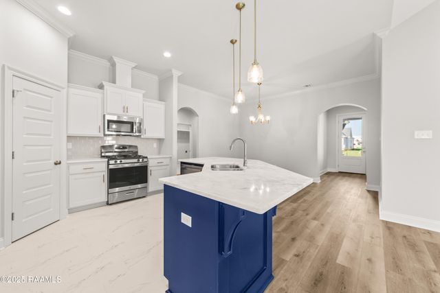 309 Gun Runner Drive, Carencro, LA 70520