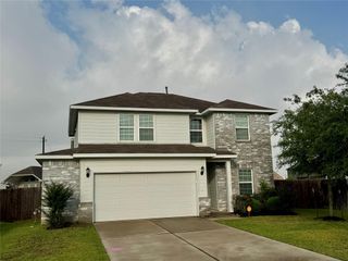 8611 Morning Dove Lane, Baytown, TX 77521
