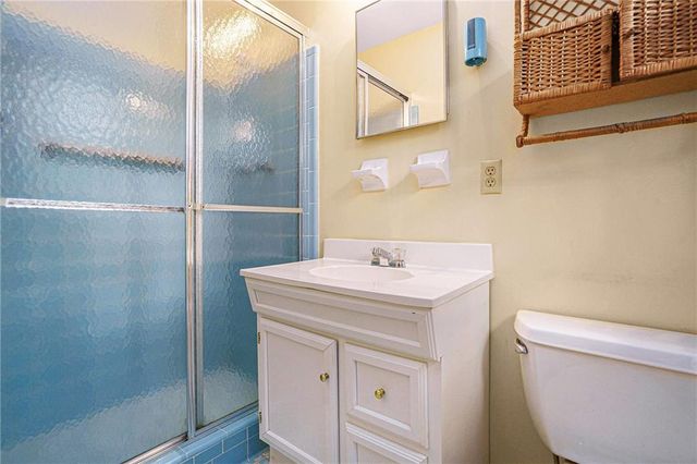 4304 Lindsey NE Way, Roswell, GA 30075