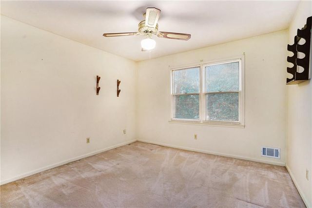 4304 Lindsey NE Way, Roswell, GA 30075