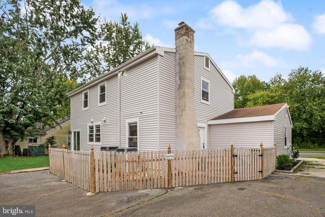 6 CHERRYWOOD, Clementon, NJ 08021