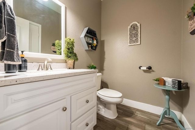 226 Quail Run Dr, El Centro, CA 92243