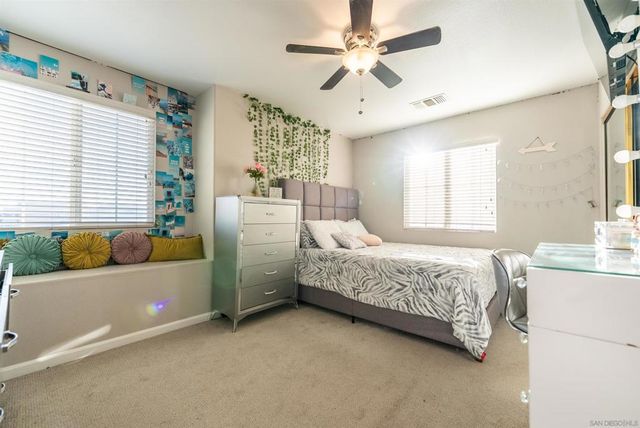 226 Quail Run Dr, El Centro, CA 92243