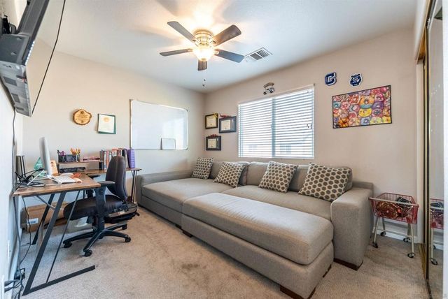 226 Quail Run Dr, El Centro, CA 92243