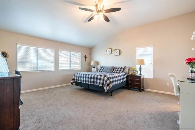 226 Quail Run Dr, El Centro, CA 92243