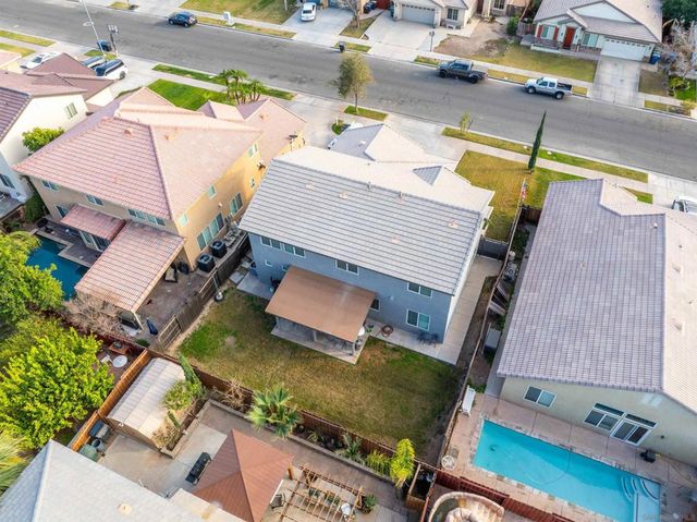 226 Quail Run Dr, El Centro, CA 92243