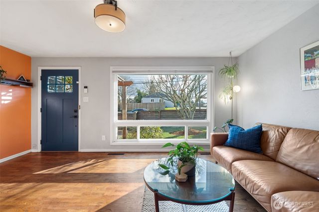 5019 N 27th St, Tacoma, WA 98407