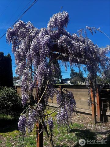 5019 N 27th St, Tacoma, WA 98407