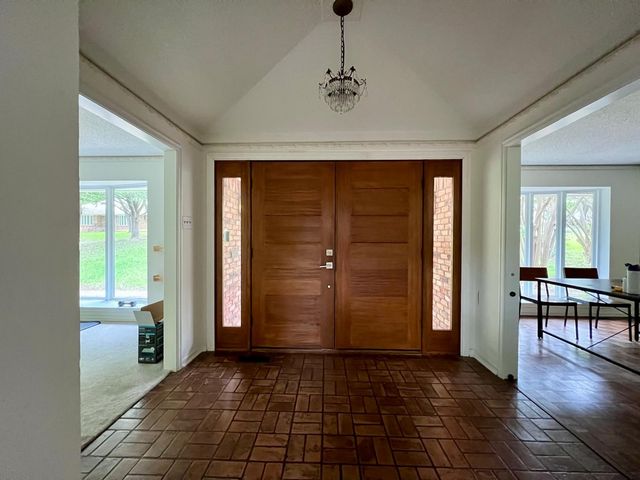 8162 San Leandro Drive, Dallas, TX 75218