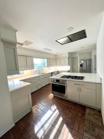 8162 San Leandro Drive, Dallas, TX 75218