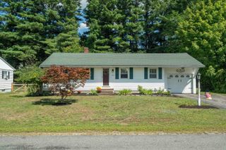 7 Ridgewood Avenue, Gilford, NH 03249