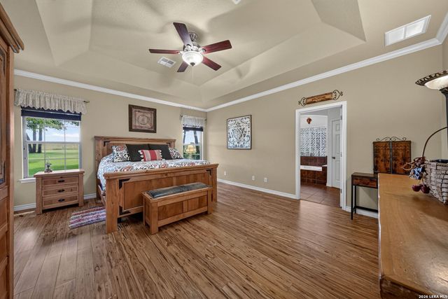 351 ROSEWOOD DR, La Vernia, TX 78121