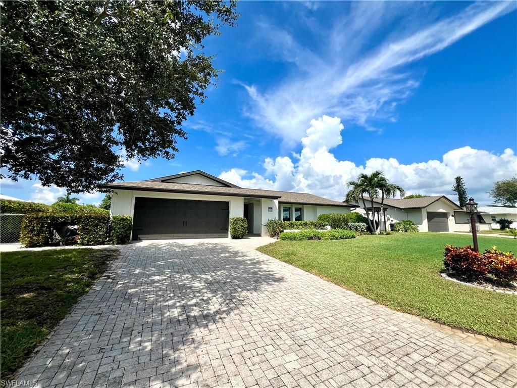 5573 Amoroso DR, FORT MYERS, FL 33919 — exterior