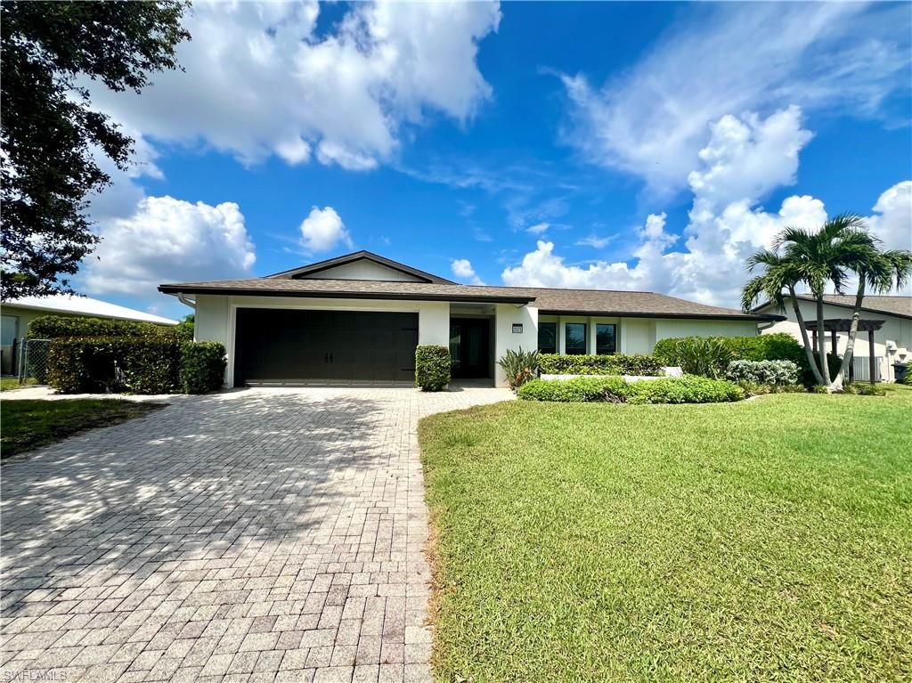 5573 Amoroso DR, FORT MYERS, FL 33919 — photo 2