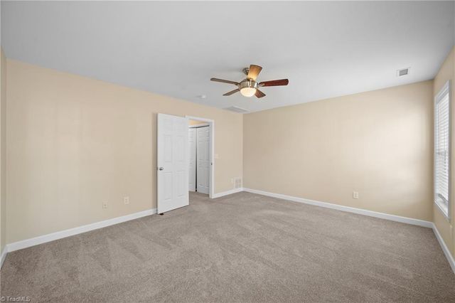 5847 Sunny Ridge Trail, Clemmons, NC 27012