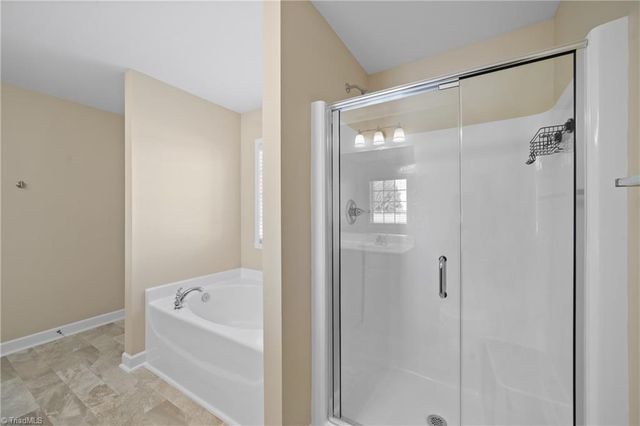 5847 Sunny Ridge Trail, Clemmons, NC 27012