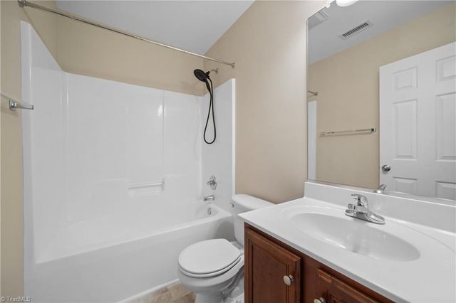 5847 Sunny Ridge Trail, Clemmons, NC 27012