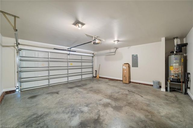 5847 Sunny Ridge Trail, Clemmons, NC 27012