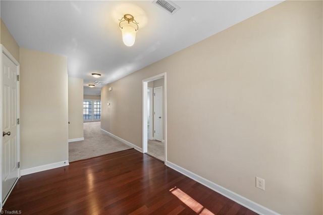 5847 Sunny Ridge Trail, Clemmons, NC 27012