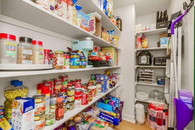 2327 Fishing Lane, Kearney, MO 64060