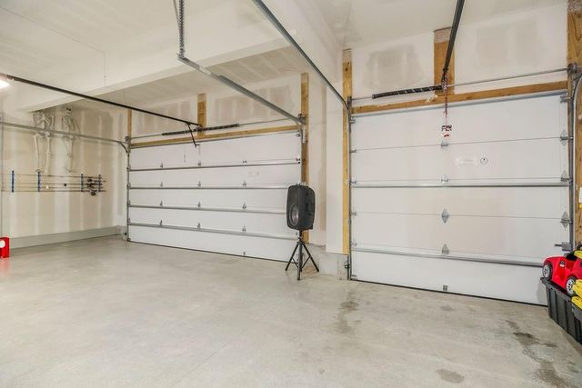 2327 Fishing Lane, Kearney, MO 64060