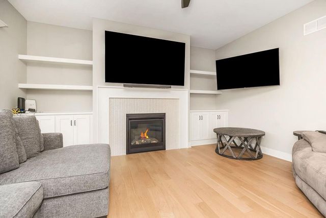 2327 Fishing Lane, Kearney, MO 64060