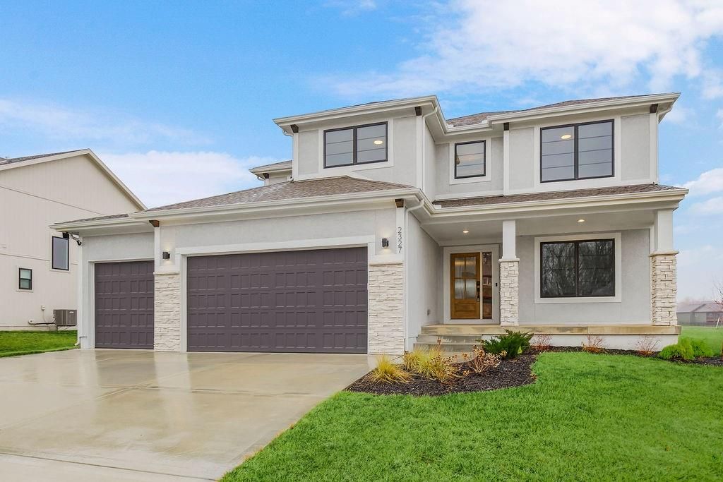 2327 Fishing Lane, Kearney, MO 64060