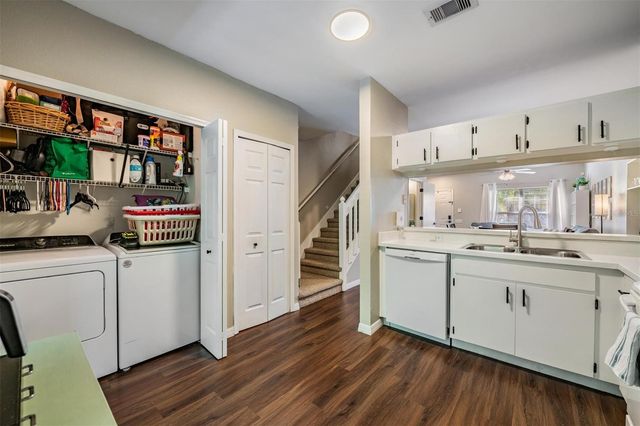 11332 CAYMAN KEY AVENUE, Tampa, FL 33624