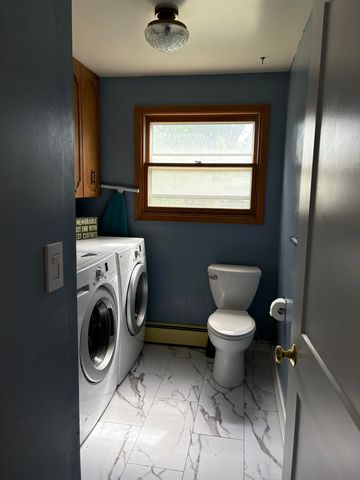 1813 10th St SW, Minot, ND 58701
