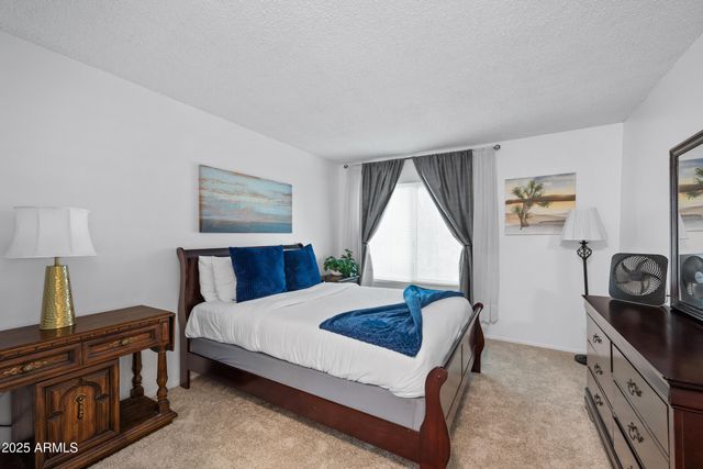 5525 E THOMAS Road M11, Phoenix, AZ 85018