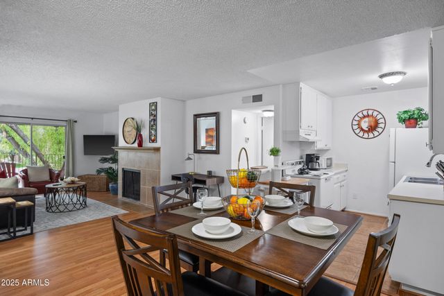 5525 E THOMAS Road M11, Phoenix, AZ 85018