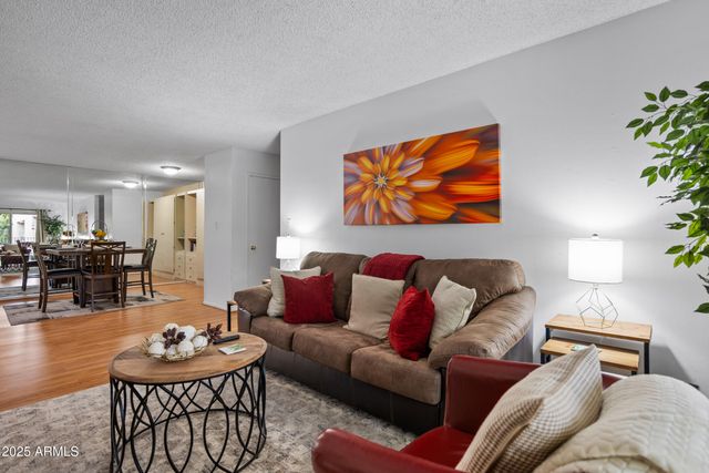 5525 E THOMAS Road M11, Phoenix, AZ 85018