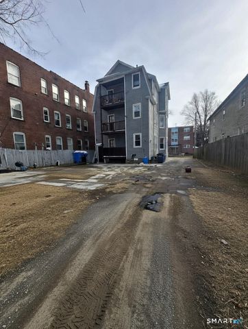 92 Chadwick Avenue, Hartford, CT 06106