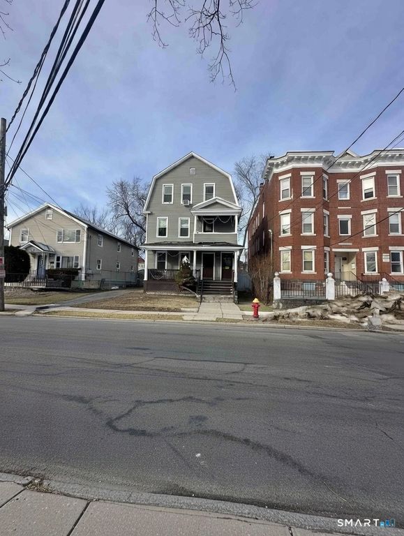 92 Chadwick Avenue, Hartford, CT 06106