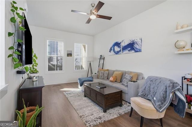 1242 Cushenberry Lane 10, Atlanta, GA 30318