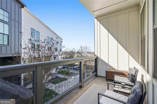 1242 Cushenberry Lane 10, Atlanta, GA 30318